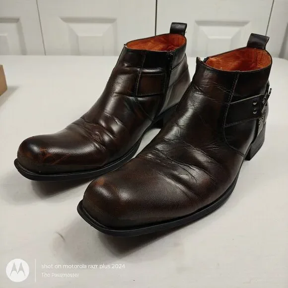 Men's Robert Wayne Zip-Up Distressed Buckle Emblem Dagger Boots US Size 10 - Picture 14 of 15